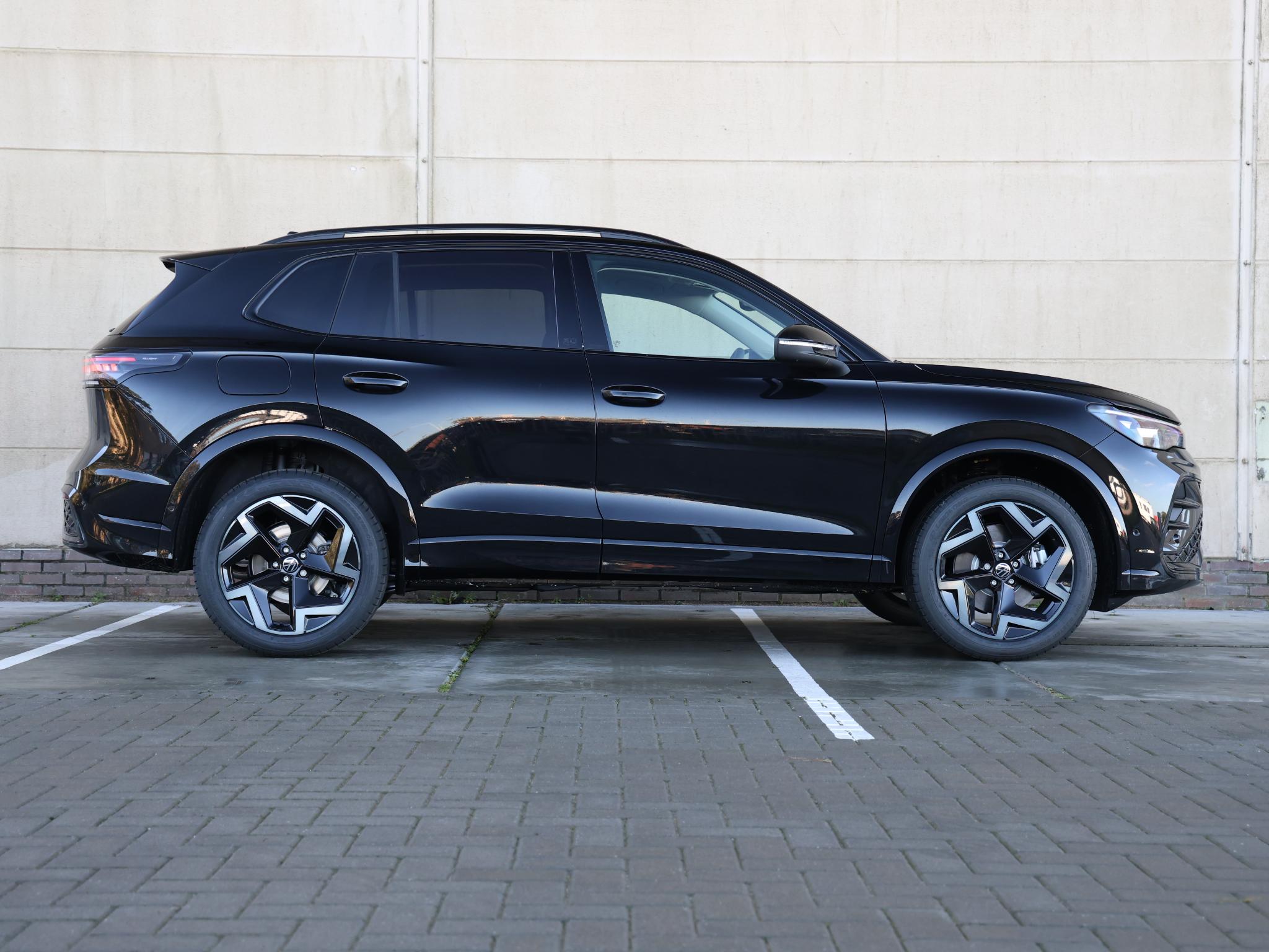 Volkswagen Tiguan Edition 20 1.5 eHybrid 204 PK