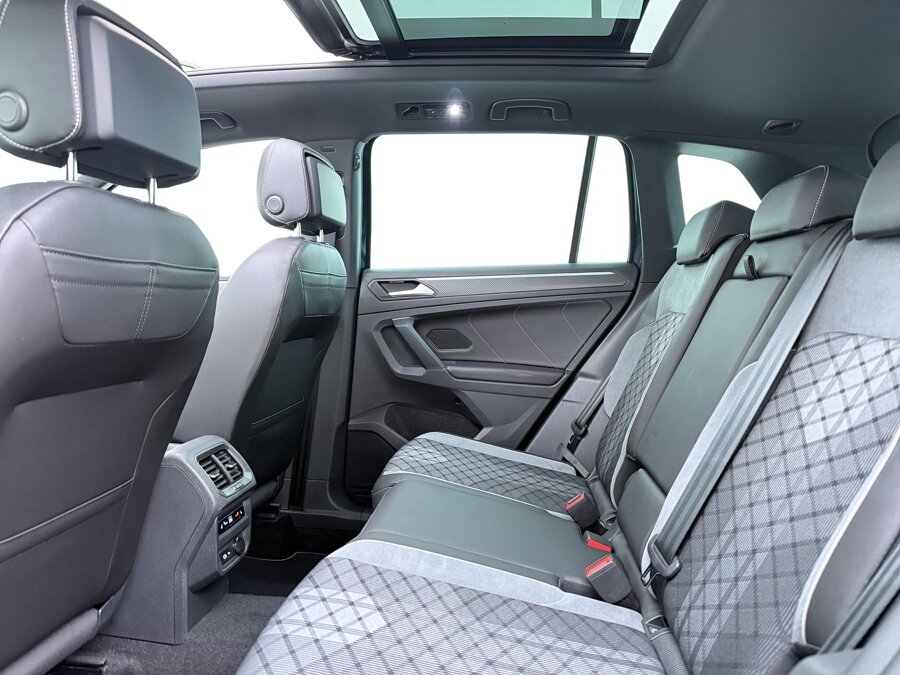 Volkswagen Tiguan 1.4 TSI eHybrid R-Line Business+