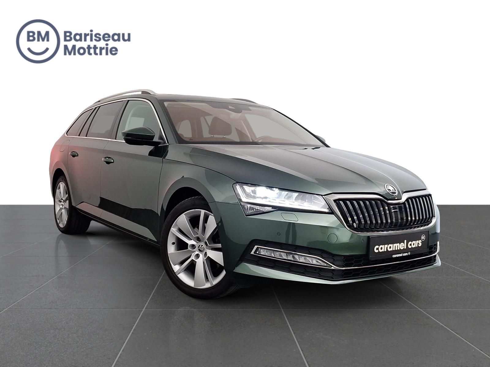 Škoda Superb BREAK AUTOMAAT *PANO EN OPEN DAK*LEDER*ZETELVERWARMING VOOR EN ACHTER*DAB*GPS*CARPLAY*KLIMAATREGELING*
