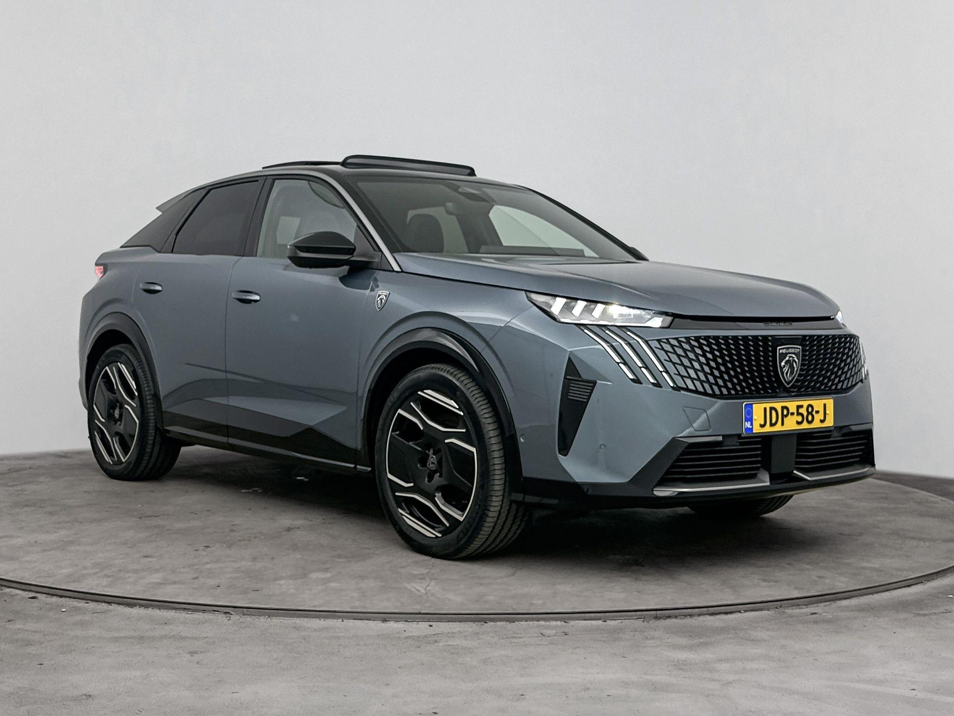 Peugeot e-3008