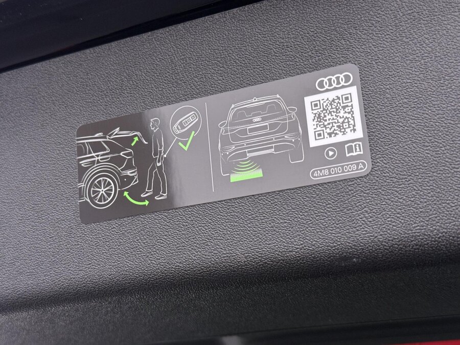 Audi Q3 1.5 e-hybrid S edition