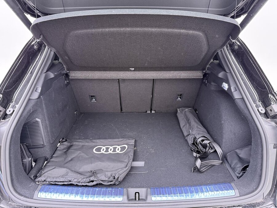 Audi Q3 1.5 e-hybrid S edition
