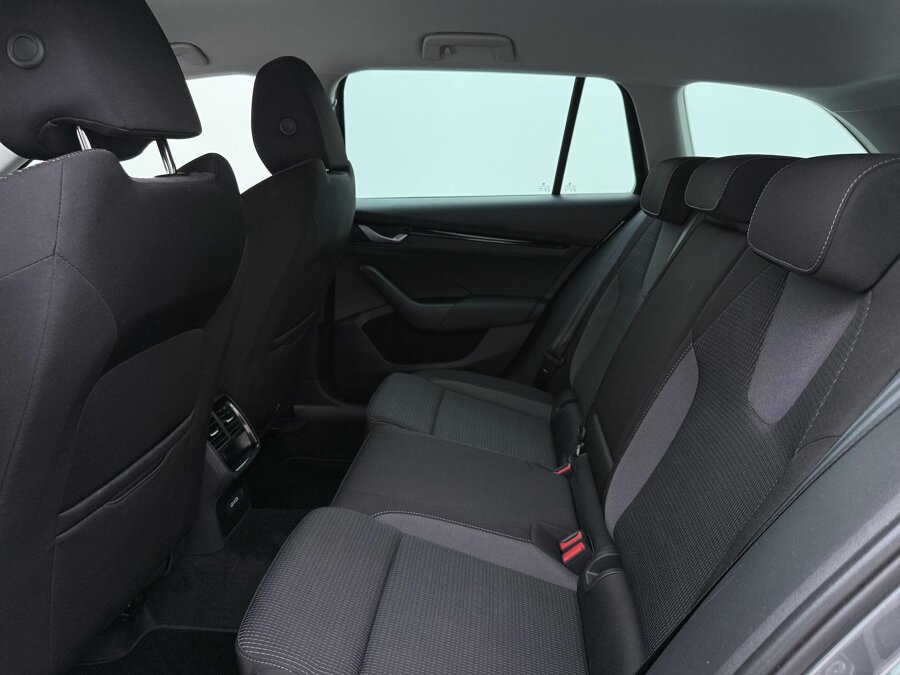 Škoda Octavia Combi 1.5 TSI Business Edition Plus