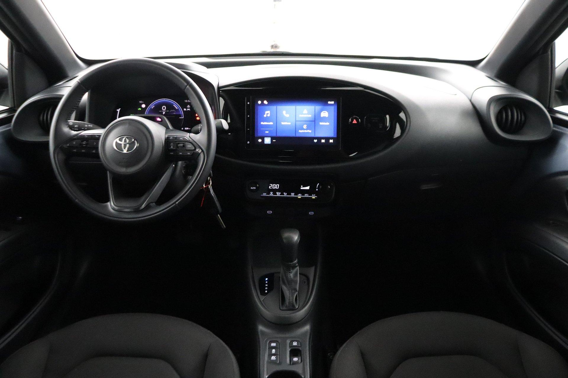 Toyota Aygo X Hybrid 115 play - Afbeelding 4