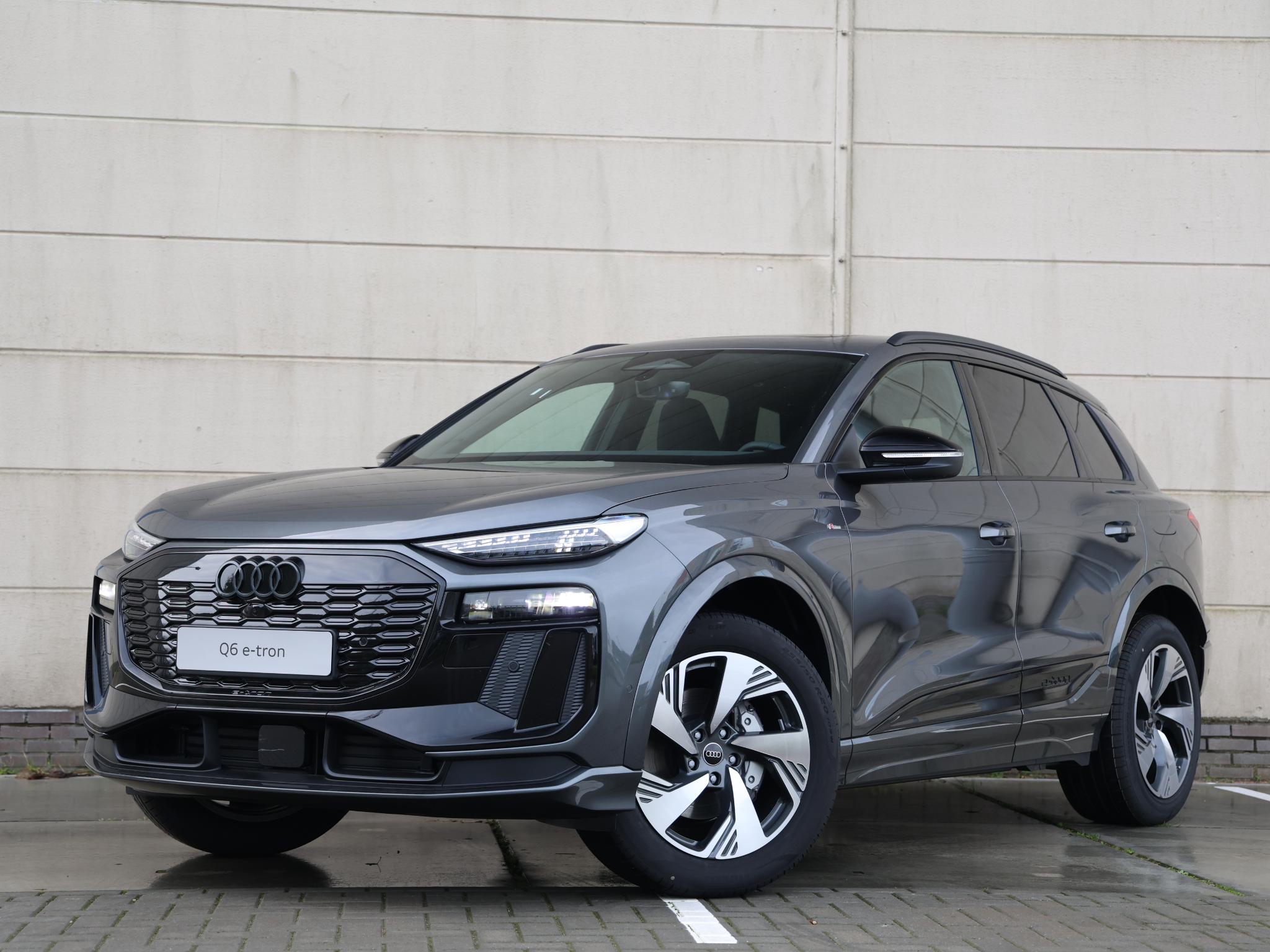 Audi Q6 e-tron S edition 83Kwh 252 PK