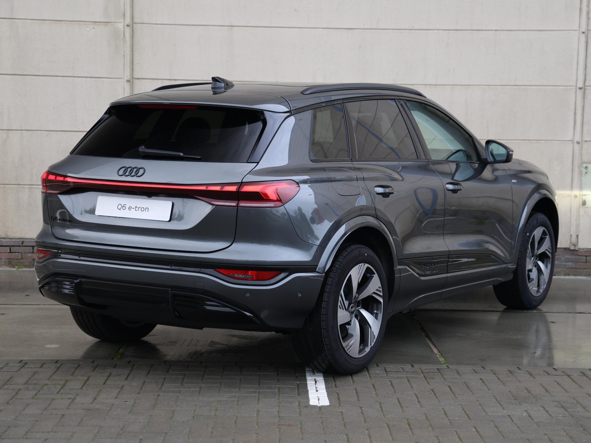 Audi Q6 e-tron S edition 83Kwh 252 PK - Afbeelding 5