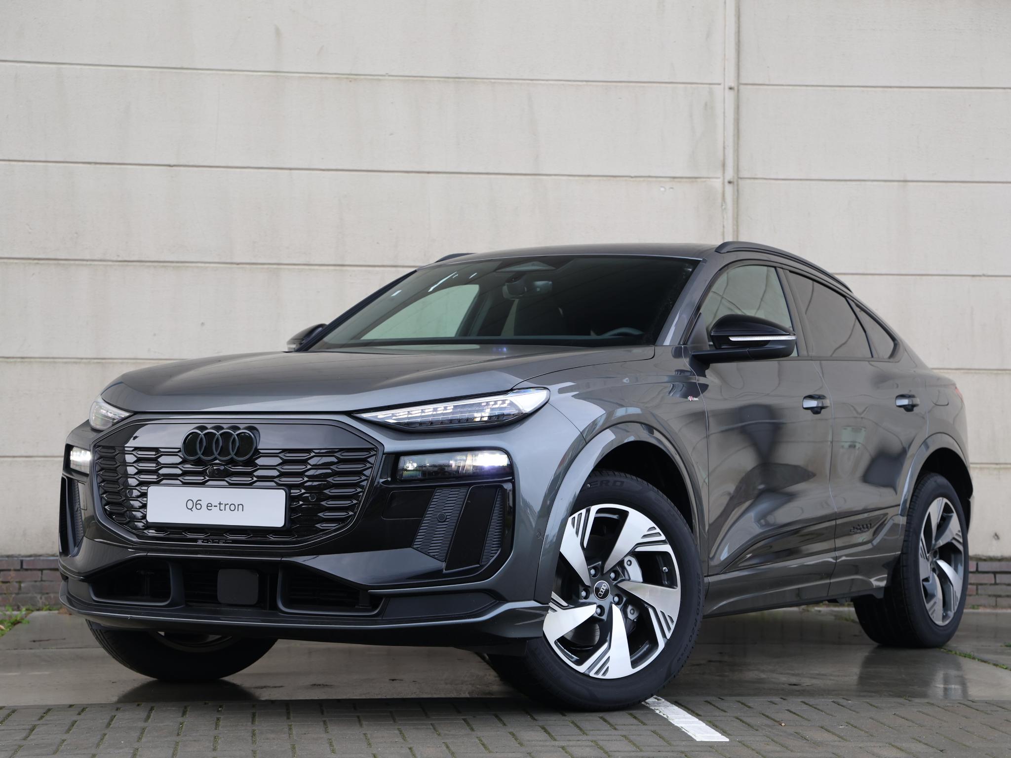 Audi Q6 e-tron S edition 83Kwh 252 PK Sportback |