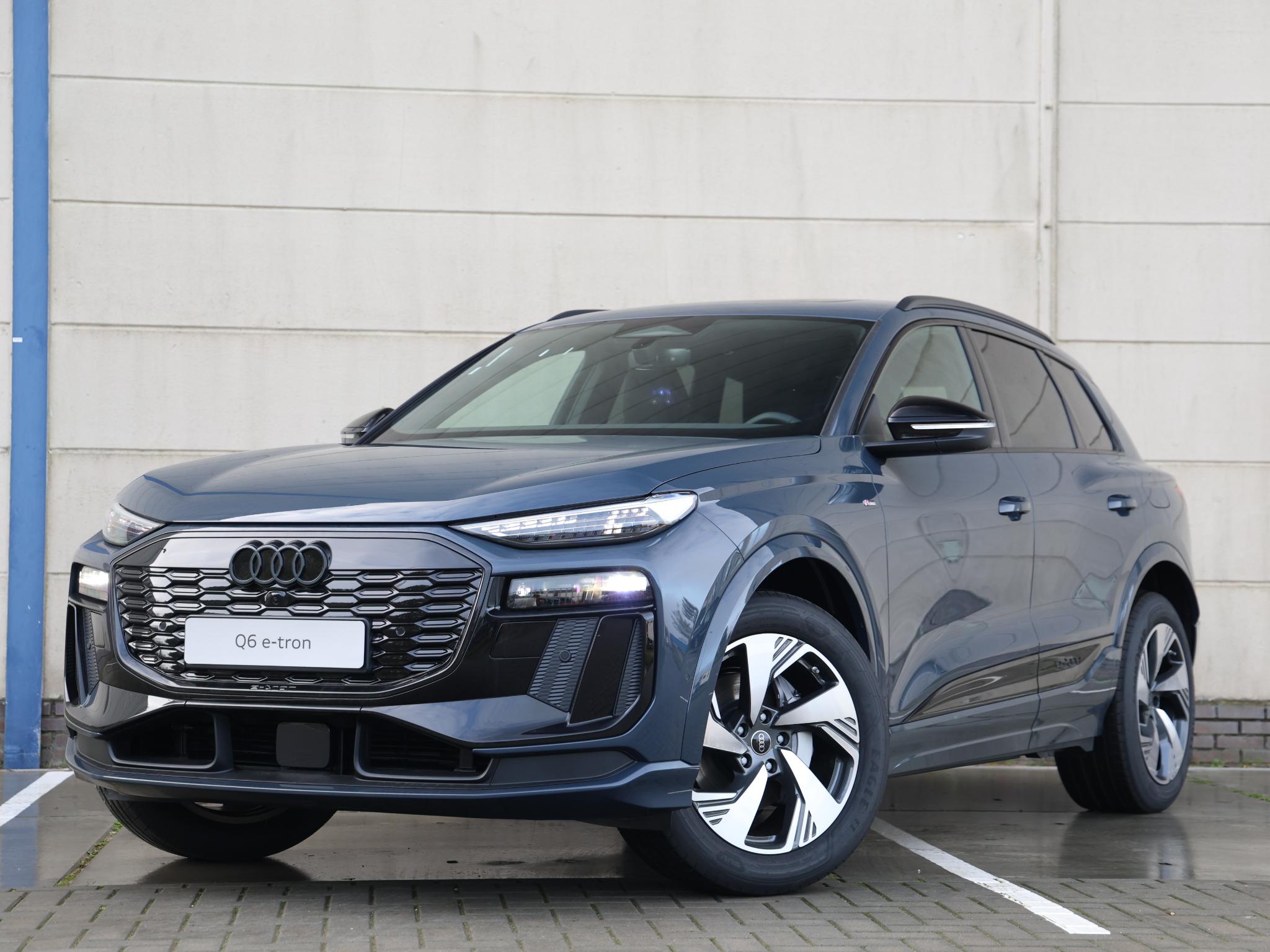 Audi Q6 e-tron S edition 83Kwh 252 PK