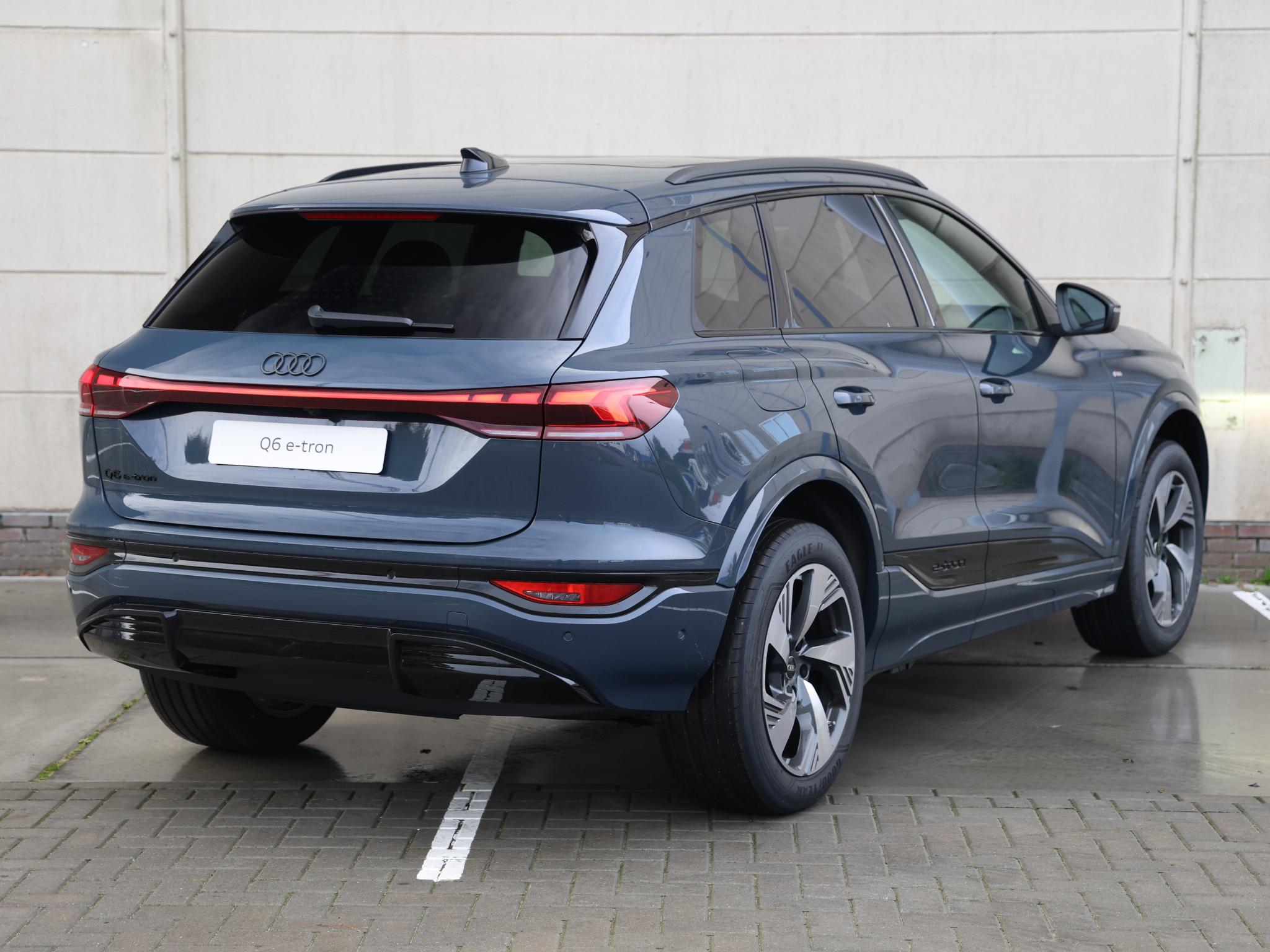 Audi Q6 e-tron S edition 83Kwh | 252 PK - Afbeelding 5