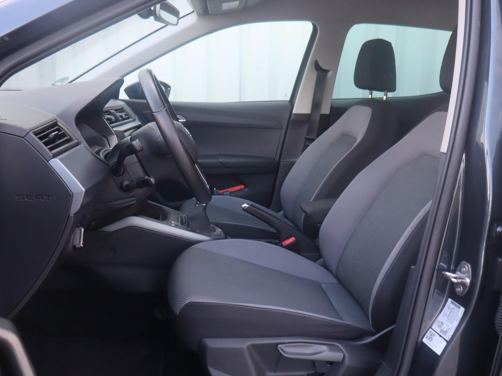 SEAT Arona 1.0 TSI 95pk Style Business Intense - Afbeelding 4