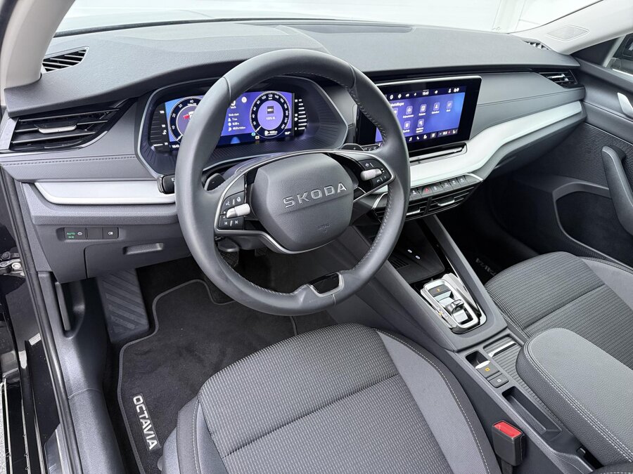 Škoda Octavia Combi 1.5 TSI MHEV Business Edition