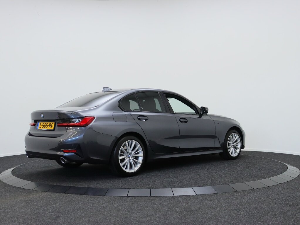 BMW 3 Serie 318i Executive Edition | Dealer Onderhouden |