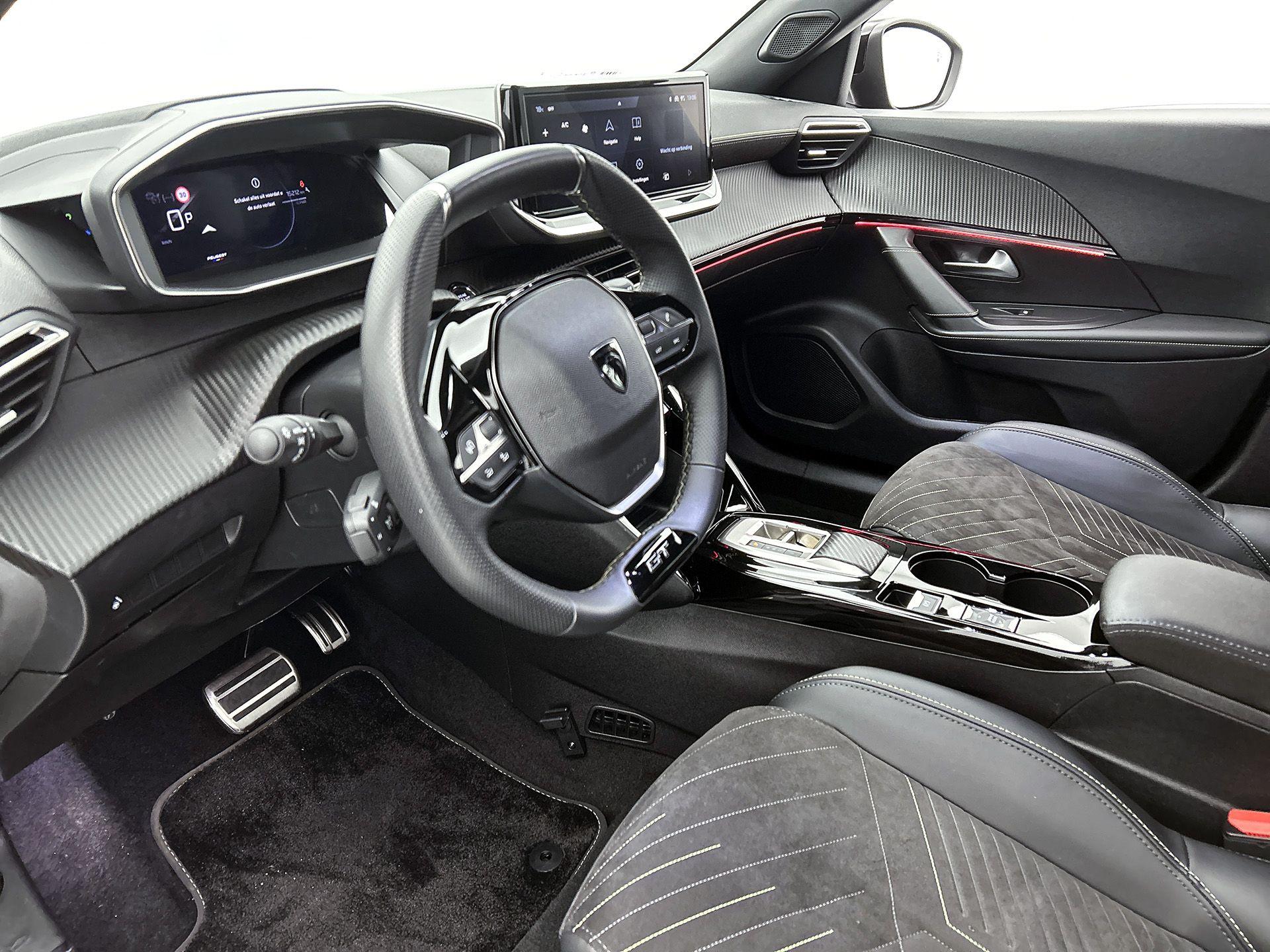 Peugeot e-2008
