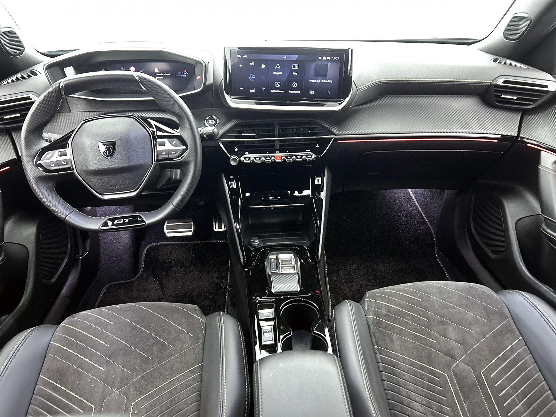 Peugeot e-2008