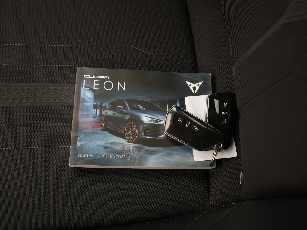 Cupra León