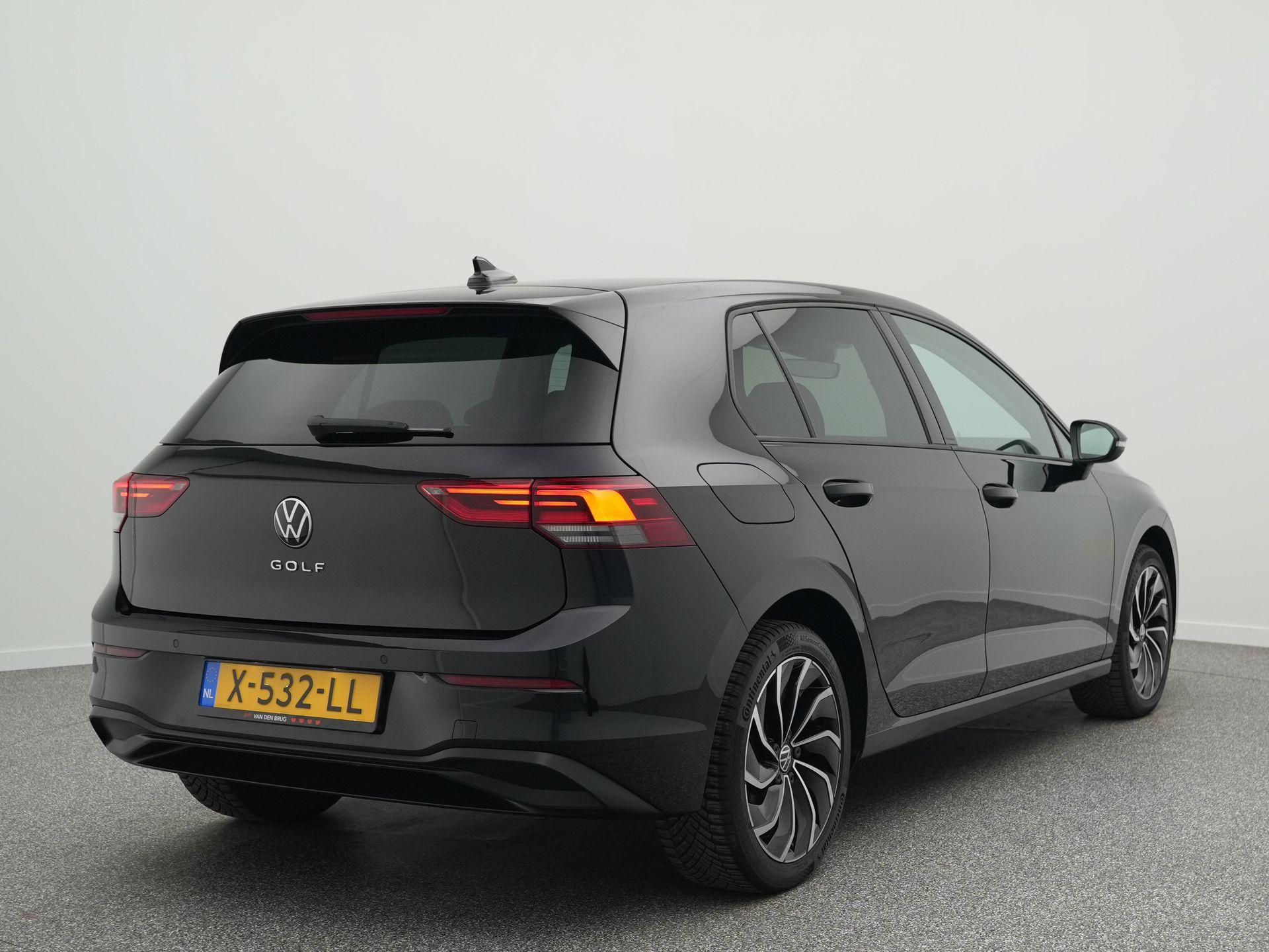 Volkswagen Golf 1.0 TSI Life 110pk
