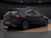 Volkswagen Golf 1.5 eTSI Style