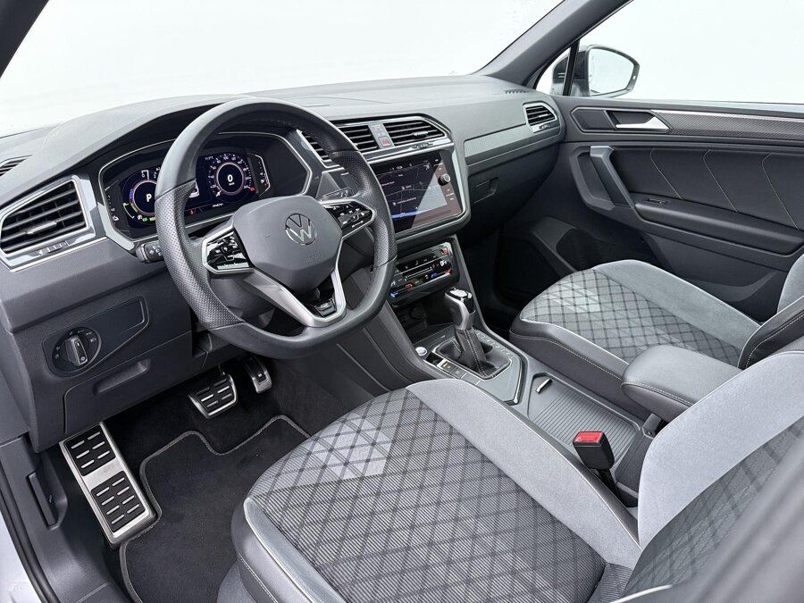 Volkswagen Tiguan 1.4 TSI eHybrid R-Line Business+