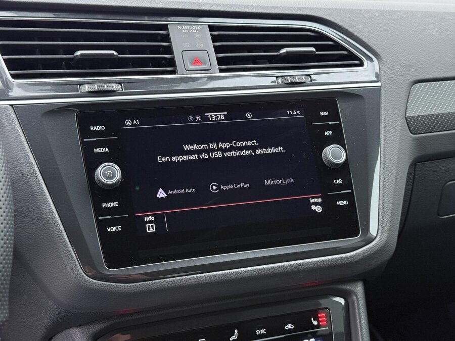 Volkswagen Tiguan 1.4 TSI eHybrid R-Line Business+