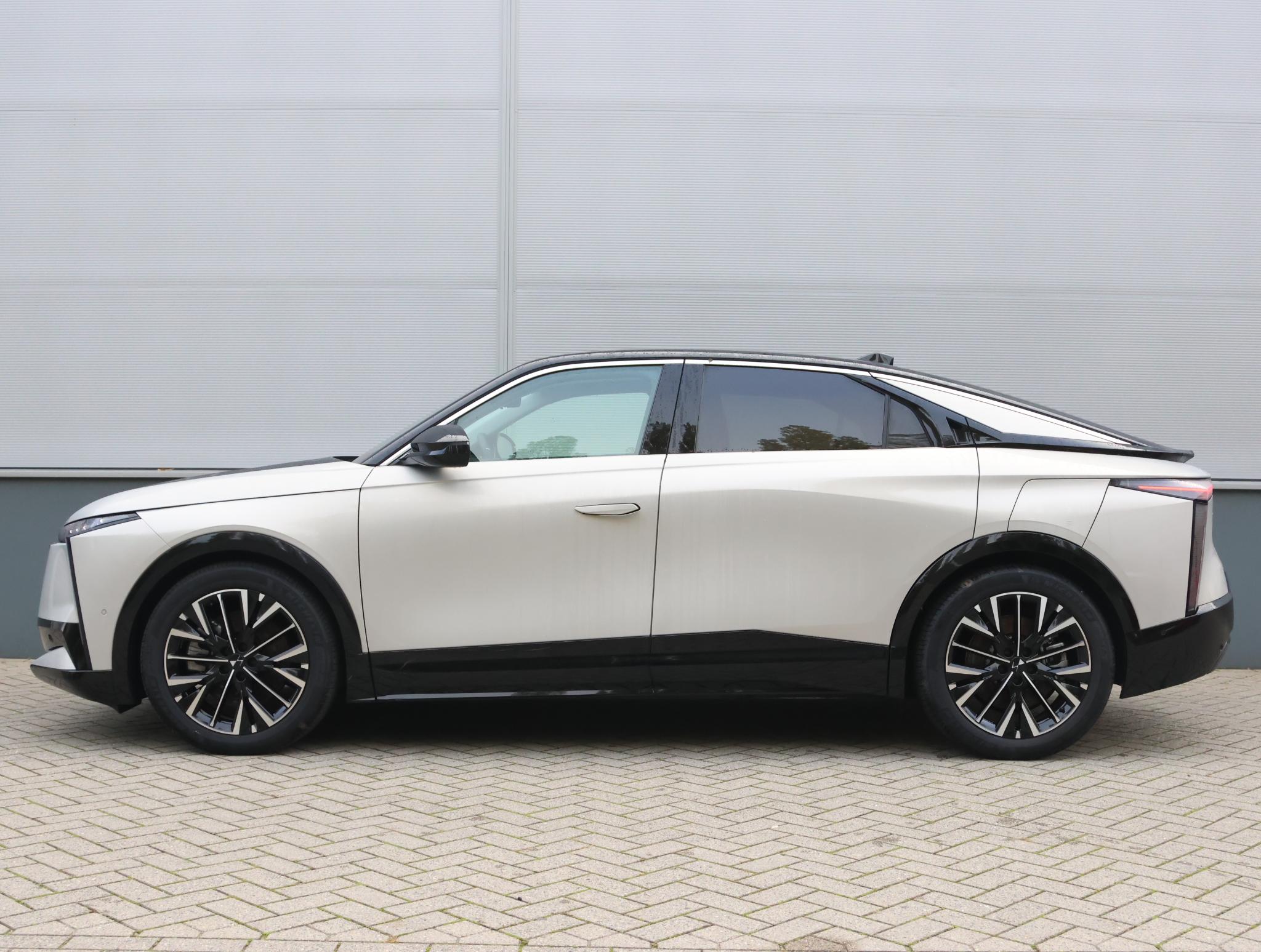 DS  No 8 Étoile 74 kWh - Afbeelding 2