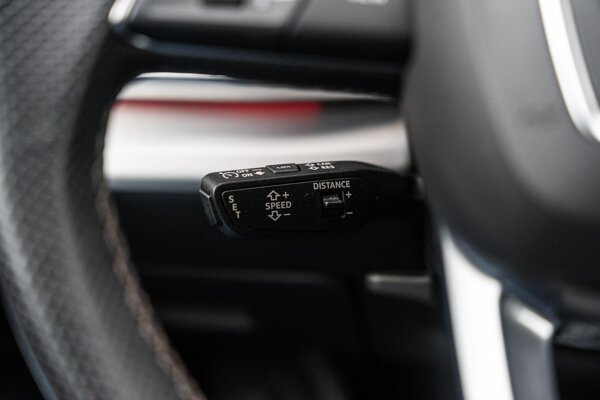 cruise control adaptief met Stop&Go cruise control adaptief met Stop&Go