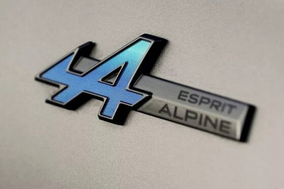 Renault Austral esprit Alpine badge Renault Austral esprit Alpine badge