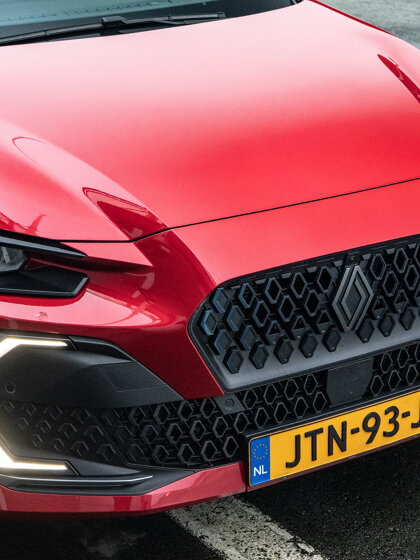 nieuwe-dagrijverlichting-nieuwe-clio