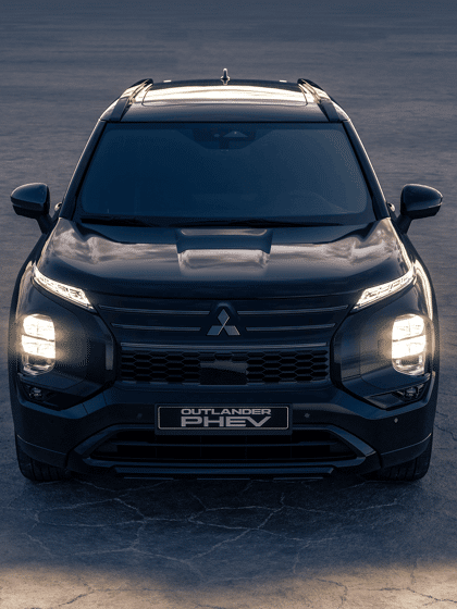 Mitsubishi Outlander - Black Edition - Voorkant