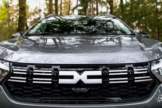 Dacia Jogger grille