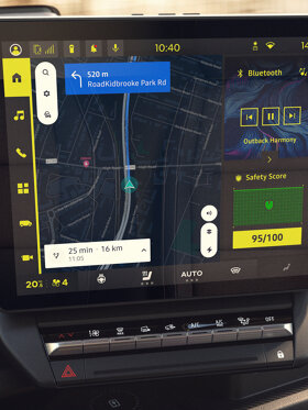 Renault-Trafic-Van-E-Tech-electric-1