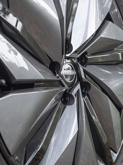 ABD Nissan - Nieuwe Nissan Ariya - 20-inch wielen