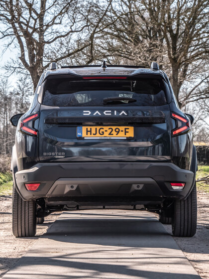 dacia-bigster-nieuwe-suv-dacia-abd