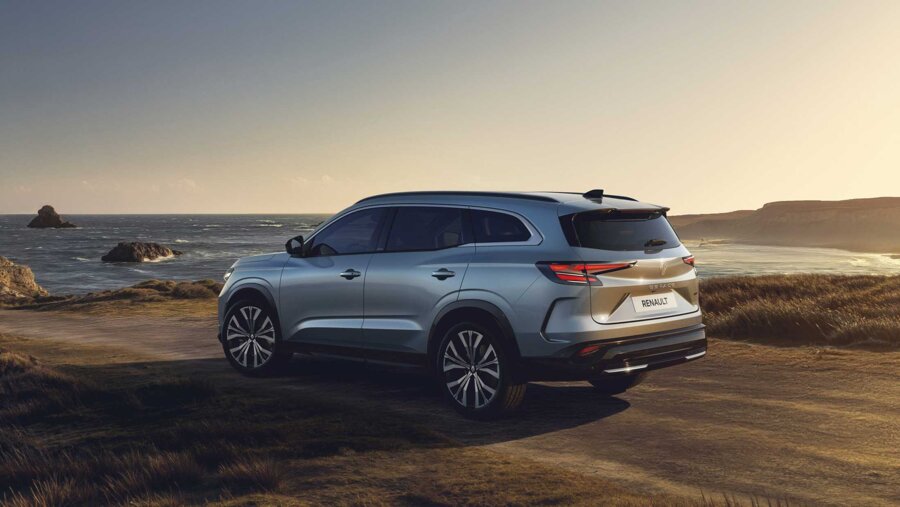 Renault - nieuwe Espace 2025 - Back (1)