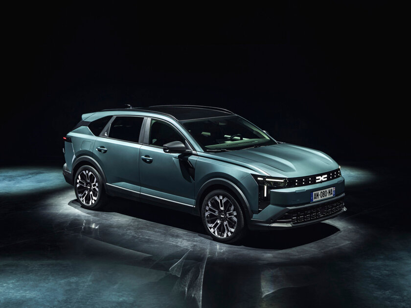 22-Nieuwe-Dacia-Striker-het-beste-van-drie-werelden-scaled