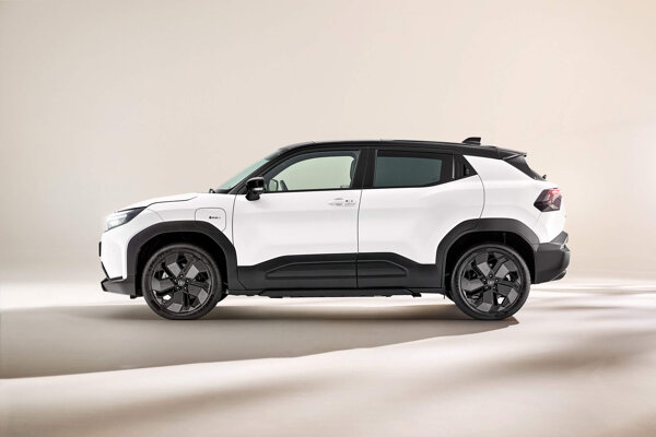 06_Toyota-maakt-alle-prijzen-bekend-van-Urban-Cruiser-scaled (1)