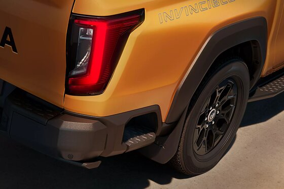 HIL_MHEV_PRE_SALES_0003a_26_WEB_crop (1)