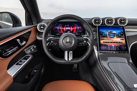 GLC Coupé - zwevende displays