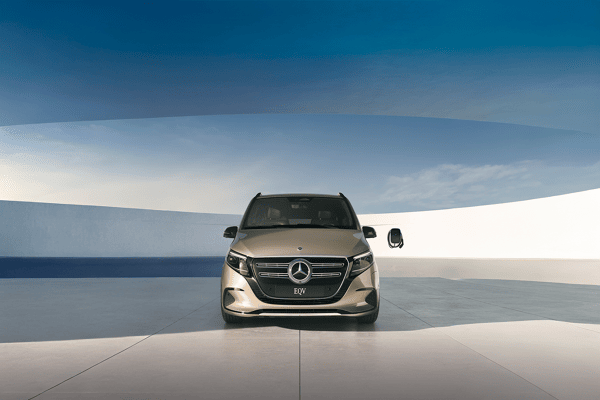 MBVANSNL_21241104_eRange_Conversion_Private_Vans_4x5_1360x906px