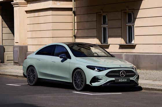 Mercedes-Benz CLA hybride vooraanzicht-Incl-kenteken