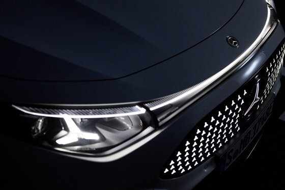 Mercedes-Benz Verlichte gril