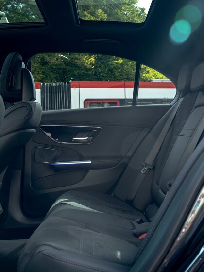 MB C-Klasse Limousine achterbank