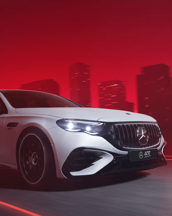 Mercedes-AMG E-Klasse Limousine mobiele weergave