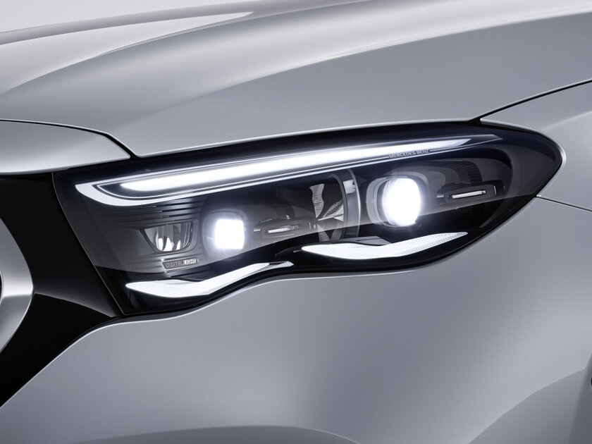 Mercedes-Benz E-Klasse Limousine in beeld 6