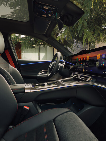 Mercedes-Benz GLC met EQ-technologie in beeld 14