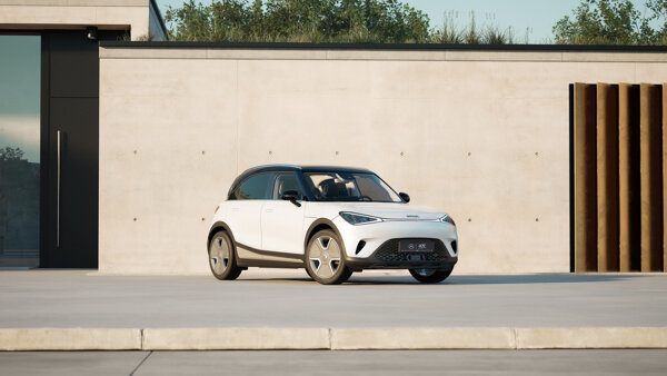 smart-hashtag1-pro-digital-white-metallic-eclipse-black-cgi-still-exterior-06-16-9