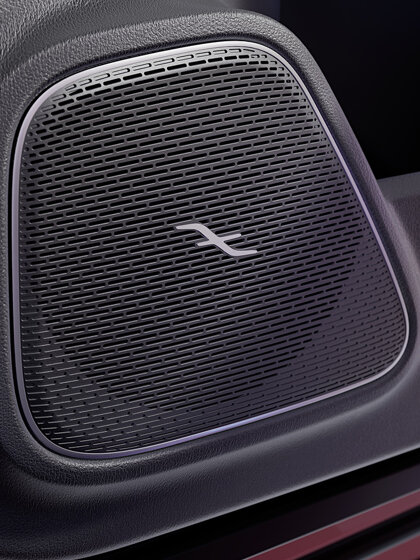 Mercedes-Benz EQB in beeld 3