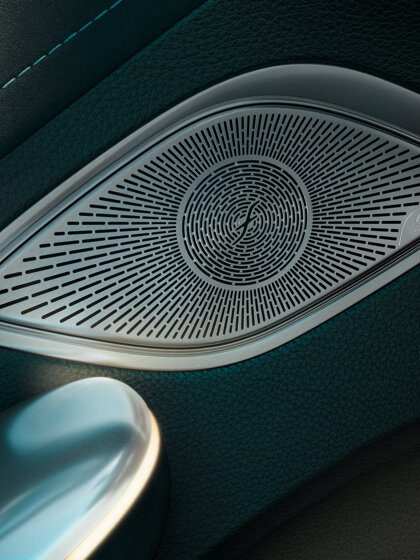 Mercedes-Benz EQE Limousine in beeld 4