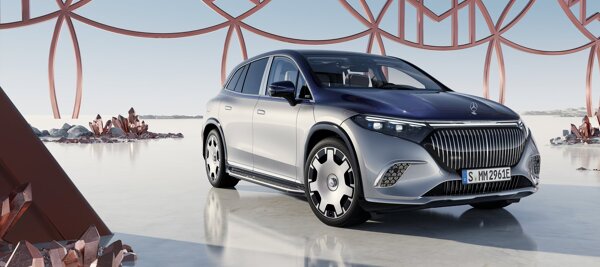 mercedes-maybach-eqs-suv-z296-stage-3840x3840-05-2023