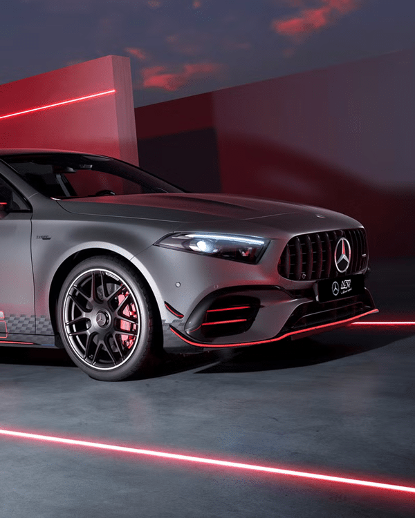 Mercedes-AMG A-Klasse Hatchback mobiele weergave