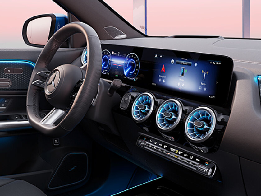 Mercedes-Benz EQA in beeld